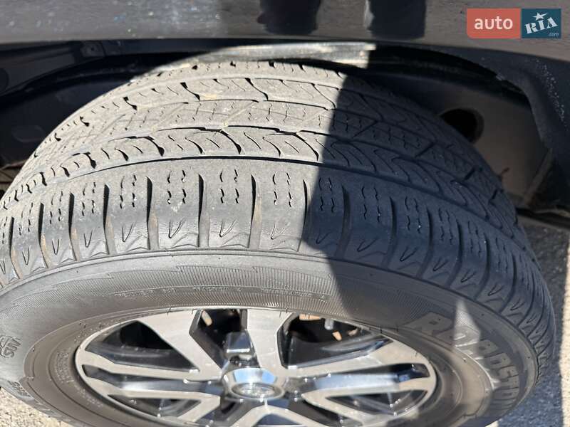 Внедорожник / Кроссовер Toyota Land Cruiser 2018 в Кривом Роге