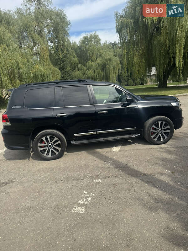 Внедорожник / Кроссовер Toyota Land Cruiser 2018 в Ивано-Франковске