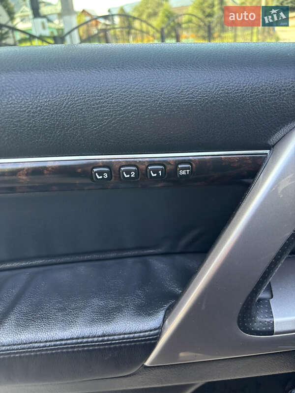 Внедорожник / Кроссовер Toyota Land Cruiser 2013 в Ивано-Франковске фото 17 Внедорожник / Кроссовер Toyota Land Cruiser 2013 в Ивано-Франковске