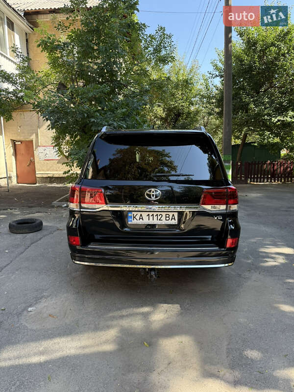 Внедорожник / Кроссовер Toyota Land Cruiser 2014 в Киеве