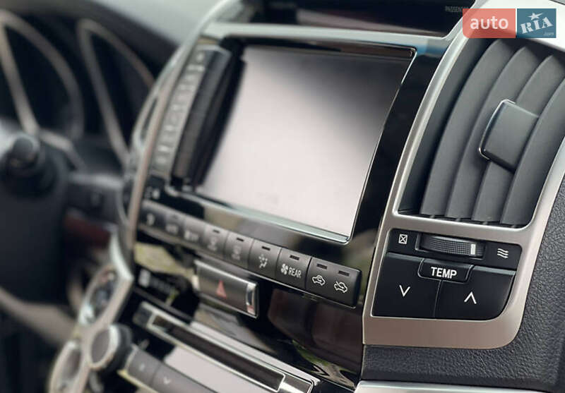 Внедорожник / Кроссовер Toyota Land Cruiser 2014 в Киеве