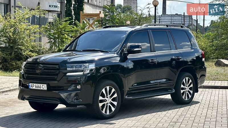 Внедорожник / Кроссовер Toyota Land Cruiser 2016 в Запорожье