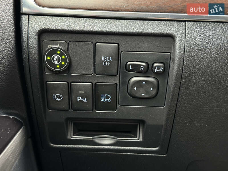 Внедорожник / Кроссовер Toyota Land Cruiser 2017 в Киеве