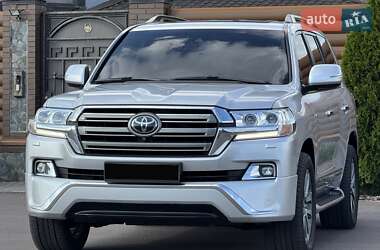 Позашляховик / Кросовер Toyota Land Cruiser 2017 в Києві