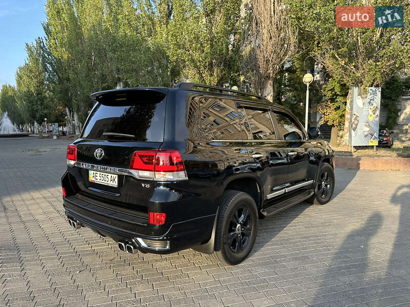 Внедорожник / Кроссовер Toyota Land Cruiser 2016 в Днепре