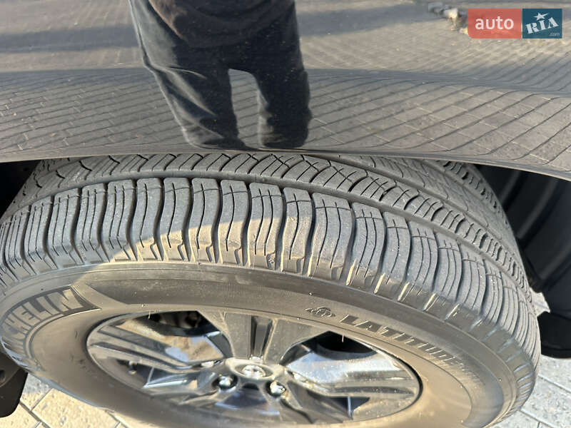 Внедорожник / Кроссовер Toyota Land Cruiser 2016 в Днепре