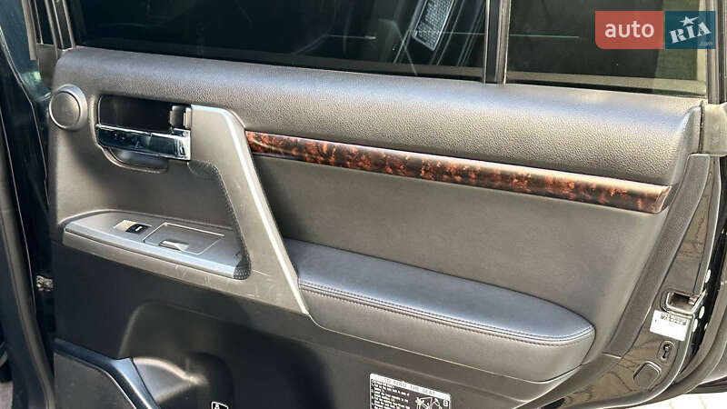 Внедорожник / Кроссовер Toyota Land Cruiser 2012 в Запорожье фото 15 Внедорожник / Кроссовер Toyota Land Cruiser 2012 в Запорожье