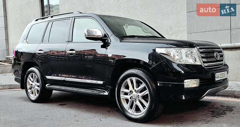 Внедорожник / Кроссовер Toyota Land Cruiser 2011 в Киеве фото 12 Внедорожник / Кроссовер Toyota Land Cruiser 2011 в Киеве