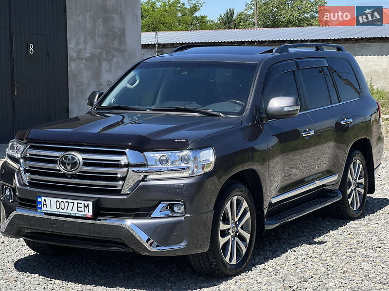 Внедорожник / Кроссовер Toyota Land Cruiser 2017 в Ужгороде