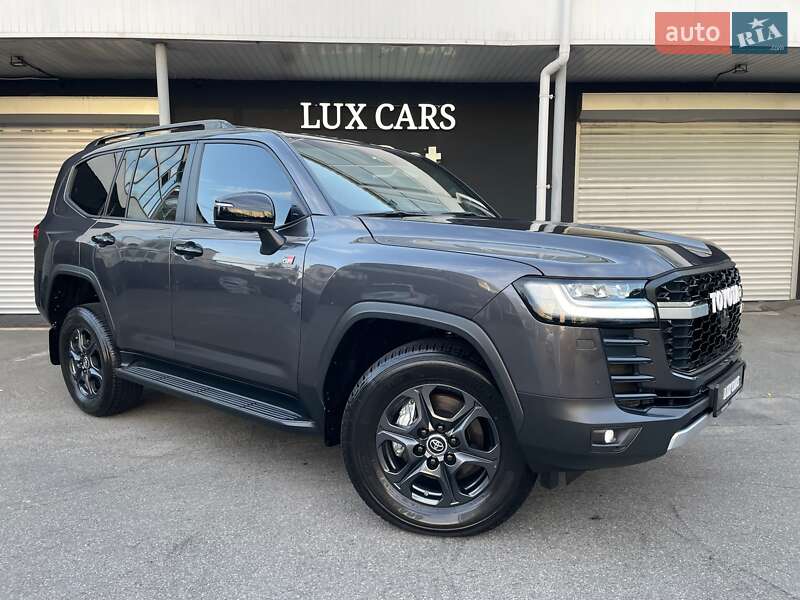 Toyota Land Cruiser 2023