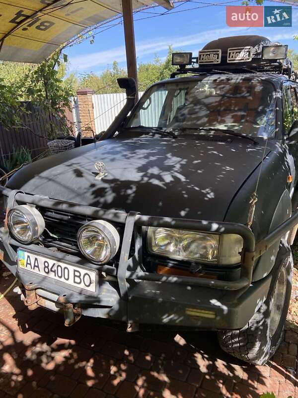 Внедорожник / Кроссовер Toyota Land Cruiser 1992 в Киеве