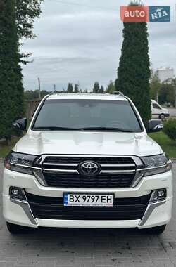 Внедорожник / Кроссовер Toyota Land Cruiser 2020 в Хмельницком
