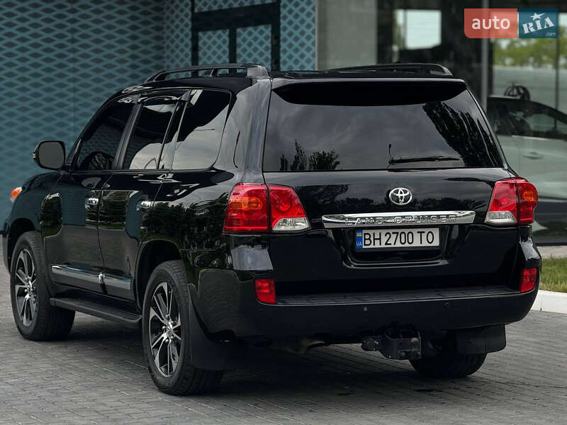 Позашляховик / Кросовер Toyota Land Cruiser 2012 в Одесі