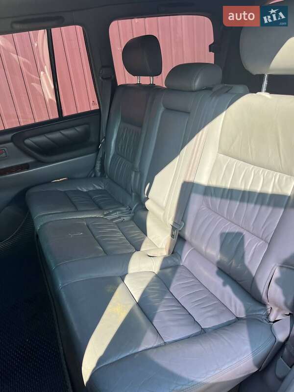 Внедорожник / Кроссовер Toyota Land Cruiser 2001 в Балаклее