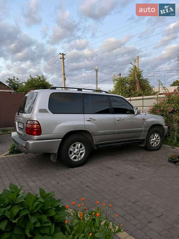 Внедорожник / Кроссовер Toyota Land Cruiser 2001 в Балаклее