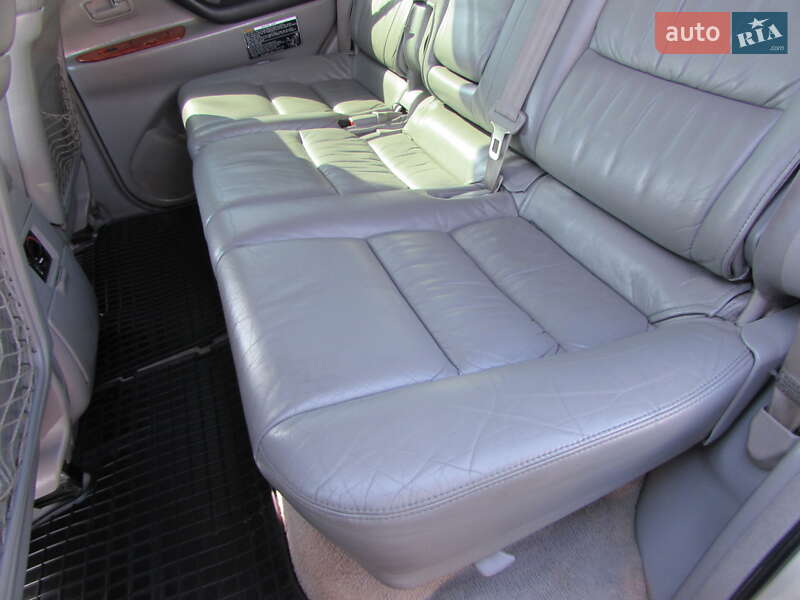 Внедорожник / Кроссовер Toyota Land Cruiser 2004 в Кропивницком