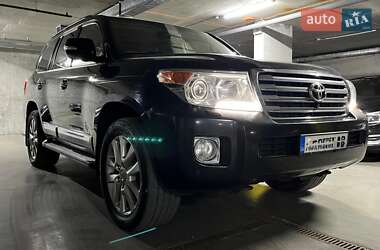 Внедорожник / Кроссовер Toyota Land Cruiser 2013 в Киеве