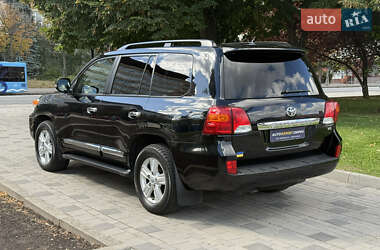 Внедорожник / Кроссовер Toyota Land Cruiser 2014 в 