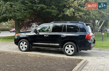 Внедорожник / Кроссовер Toyota Land Cruiser 2014 в 