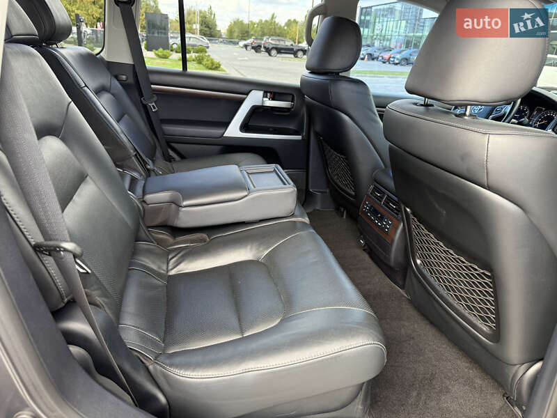 Внедорожник / Кроссовер Toyota Land Cruiser 2020 в Днепре