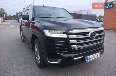 Внедорожник / Кроссовер Toyota Land Cruiser 2023 в Киеве