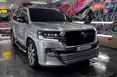 Внедорожник / Кроссовер Toyota Land Cruiser 2016 в Киеве