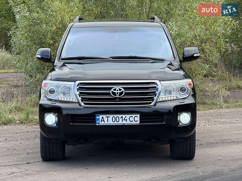 Внедорожник / Кроссовер Toyota Land Cruiser 2012 в Калуше