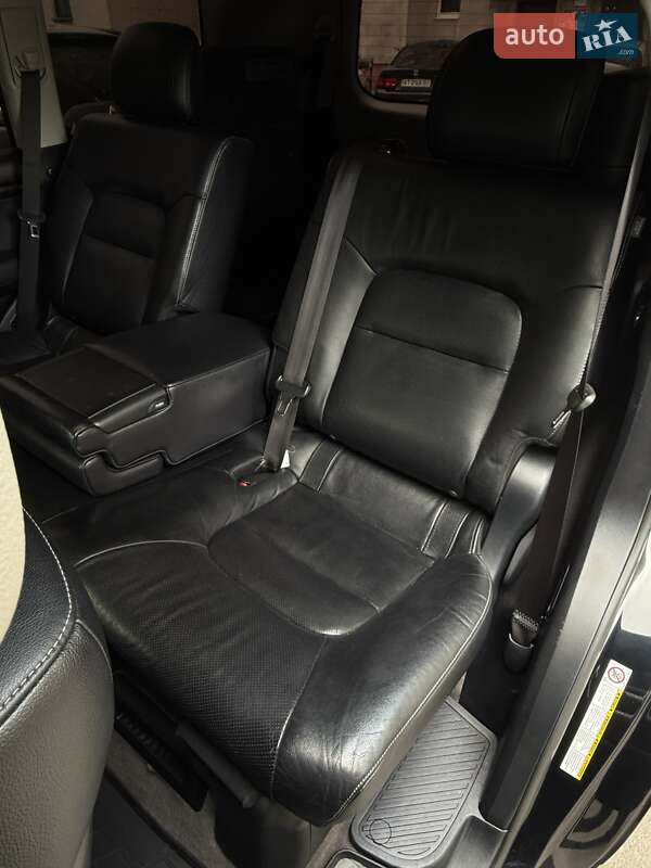 Внедорожник / Кроссовер Toyota Land Cruiser 2012 в Калуше