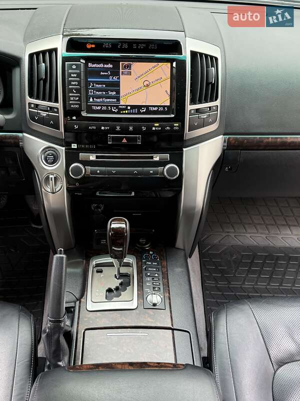 Внедорожник / Кроссовер Toyota Land Cruiser 2012 в Калуше