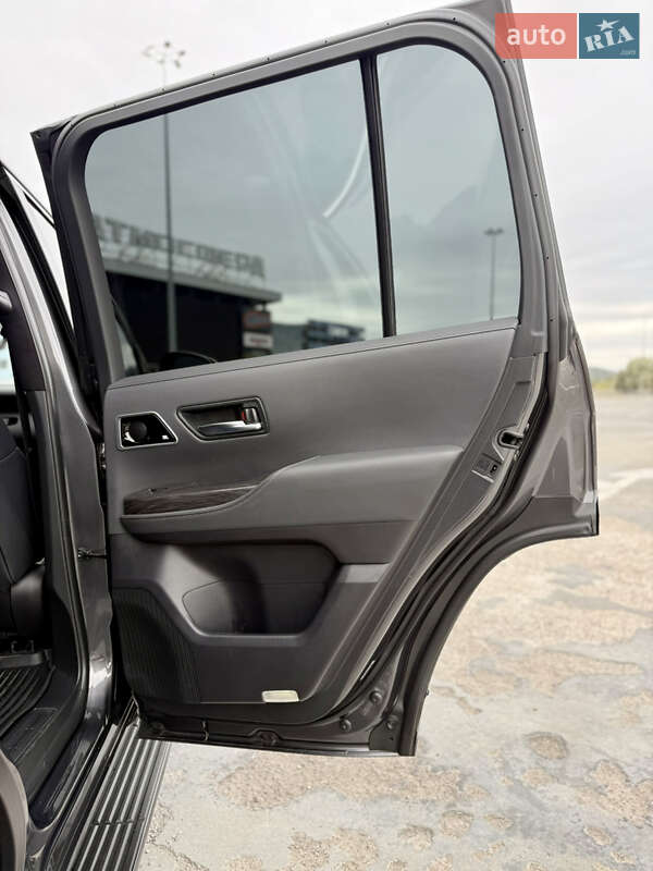 Внедорожник / Кроссовер Toyota Land Cruiser 2022 в Киеве фото 23 Внедорожник / Кроссовер Toyota Land Cruiser 2022 в Киеве
