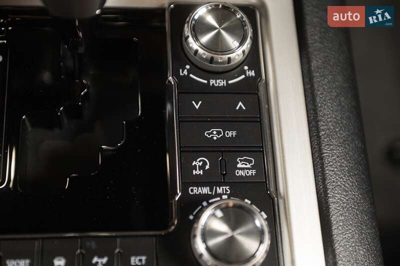 Внедорожник / Кроссовер Toyota Land Cruiser 2018 в Одессе фото 4 Внедорожник / Кроссовер Toyota Land Cruiser 2018 в Одессе