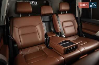 Позашляховик / Кросовер Toyota Land Cruiser 2018 в 