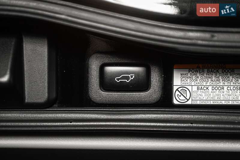 Внедорожник / Кроссовер Toyota Land Cruiser 2018 в Одессе фото 38 Внедорожник / Кроссовер Toyota Land Cruiser 2018 в Одессе