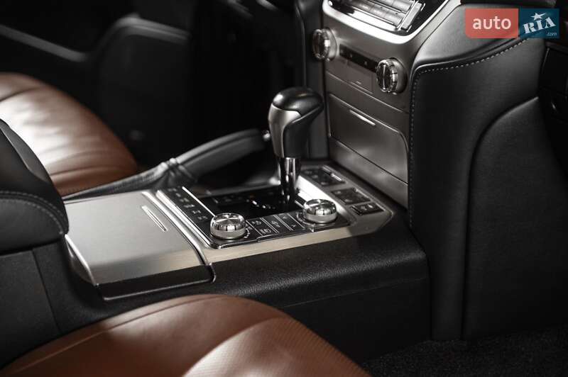 Внедорожник / Кроссовер Toyota Land Cruiser 2018 в Одессе фото 49 Внедорожник / Кроссовер Toyota Land Cruiser 2018 в Одессе