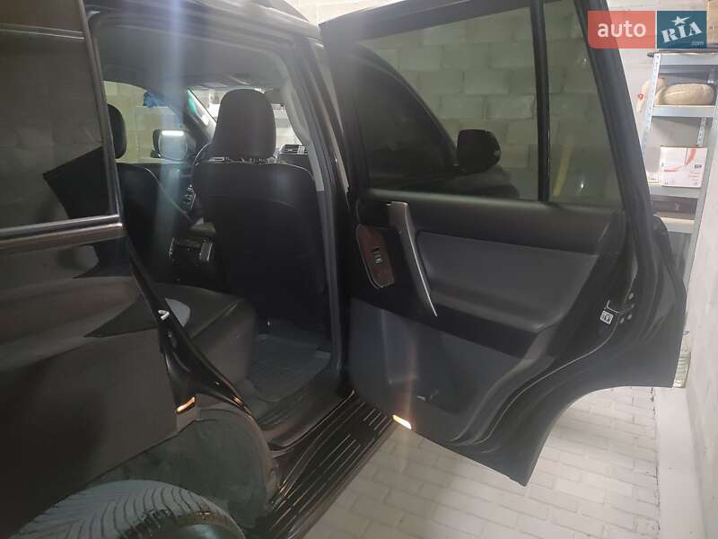 Внедорожник / Кроссовер Toyota Land Cruiser 2012 в Кривом Роге фото 14 Внедорожник / Кроссовер Toyota Land Cruiser 2012 в Кривом Роге