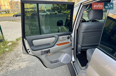 Внедорожник / Кроссовер Toyota Land Cruiser 2003 в 