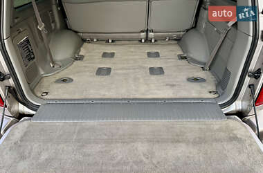 Внедорожник / Кроссовер Toyota Land Cruiser 2003 в 