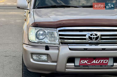 Внедорожник / Кроссовер Toyota Land Cruiser 2003 в 