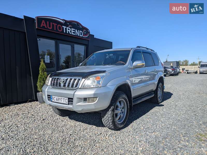 Toyota Land Cruiser 2004