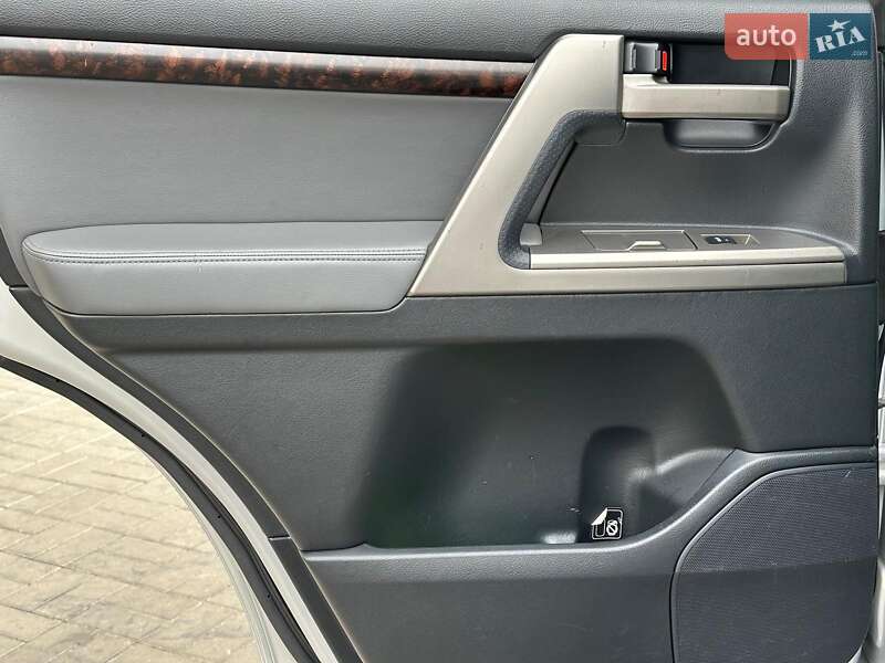 Позашляховик / Кросовер Toyota Land Cruiser 2008 в Одесі