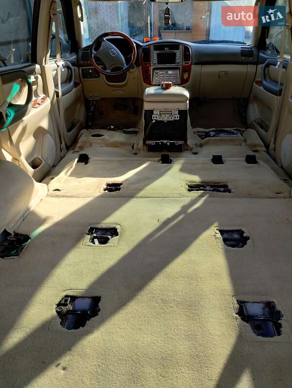 Позашляховик / Кросовер Toyota Land Cruiser 2004 в Одесі