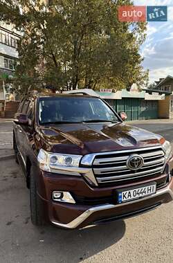 Внедорожник / Кроссовер Toyota Land Cruiser 2016 в Краматорске