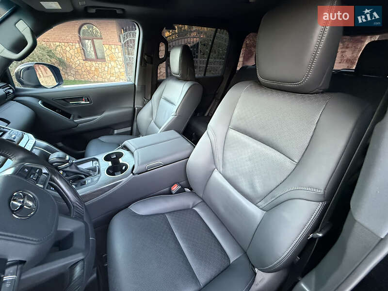 Внедорожник / Кроссовер Toyota Land Cruiser 2022 в Киеве фото 77 Внедорожник / Кроссовер Toyota Land Cruiser 2022 в Киеве