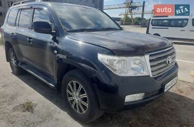 Внедорожник / Кроссовер Toyota Land Cruiser 2007 в Покровске
