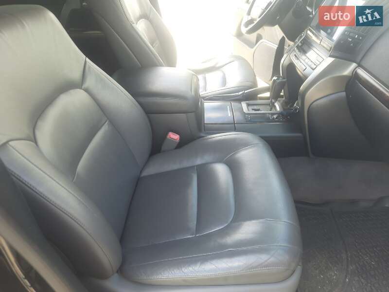 Внедорожник / Кроссовер Toyota Land Cruiser 2007 в Днепре