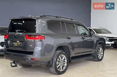 Внедорожник / Кроссовер Toyota Land Cruiser 2021 в  фото 11 Внедорожник / Кроссовер Toyota Land Cruiser 2021 в