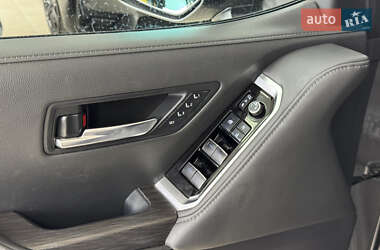 Внедорожник / Кроссовер Toyota Land Cruiser 2021 в  фото 21 Внедорожник / Кроссовер Toyota Land Cruiser 2021 в