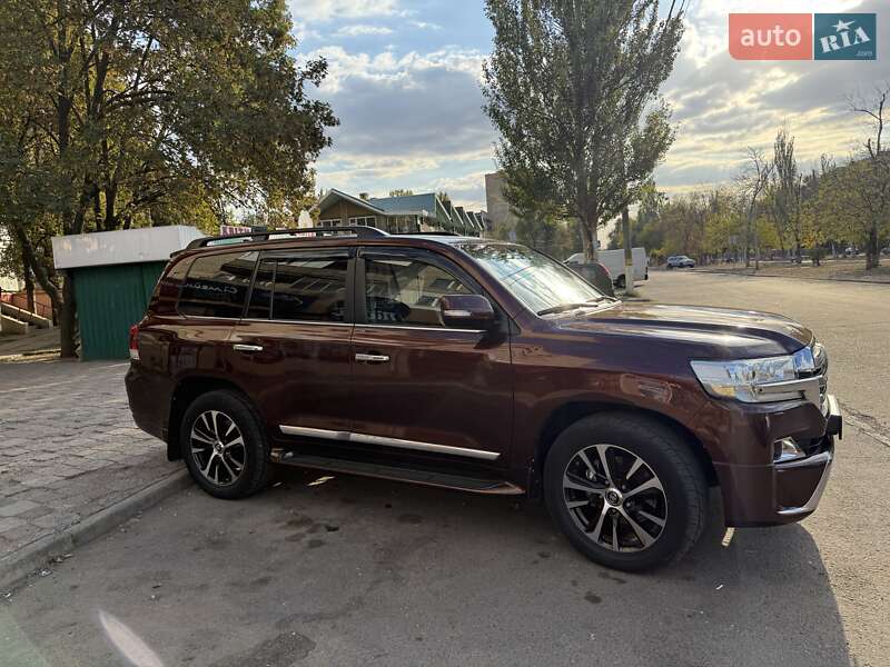 Внедорожник / Кроссовер Toyota Land Cruiser 2016 в Киеве
