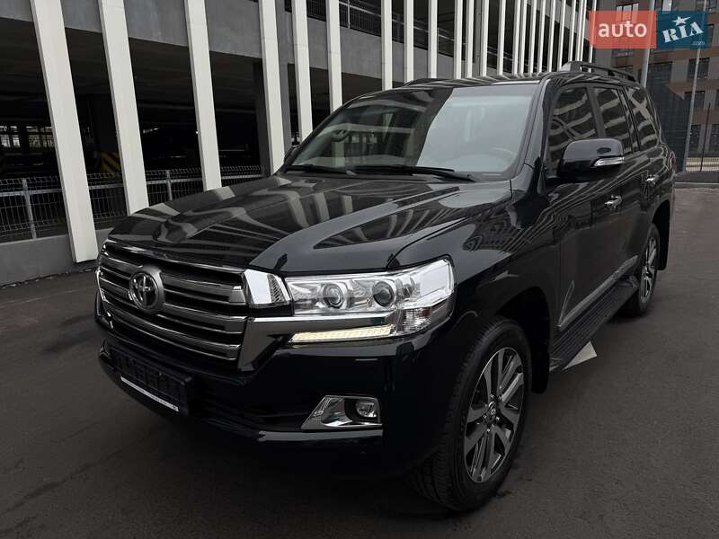 Внедорожник / Кроссовер Toyota Land Cruiser 2020 в Киеве фото 37 Внедорожник / Кроссовер Toyota Land Cruiser 2020 в Киеве
