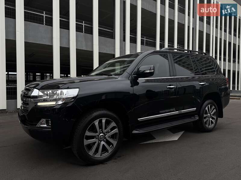 Внедорожник / Кроссовер Toyota Land Cruiser 2020 в Киеве фото 40 Внедорожник / Кроссовер Toyota Land Cruiser 2020 в Киеве